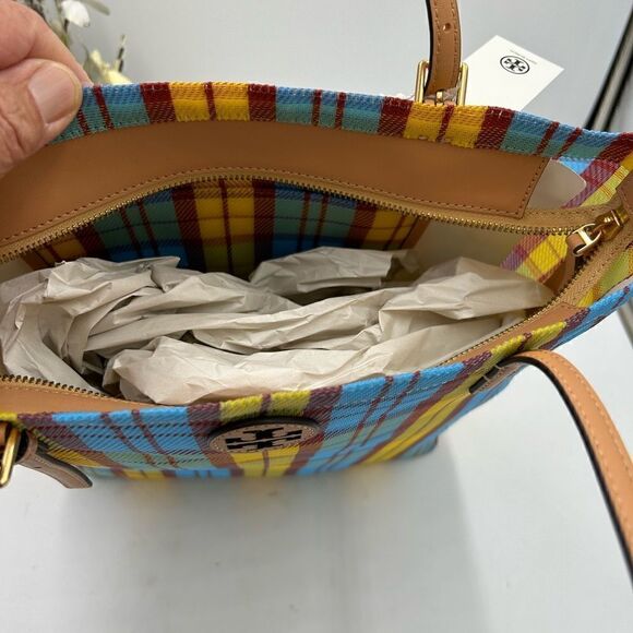 Women’s Tory Burch Ella large mesh market tote zipper closure - Picture 7 of 10